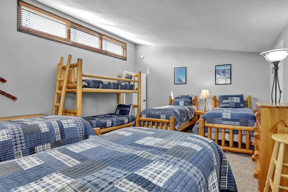 177 Lake Street Condo Unit 24 4 Bedrooms 3 Bathrooms Condo