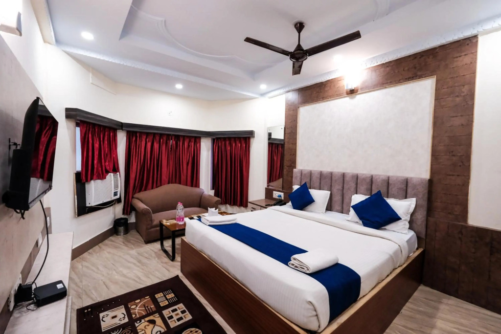 Hotel Sapphire International