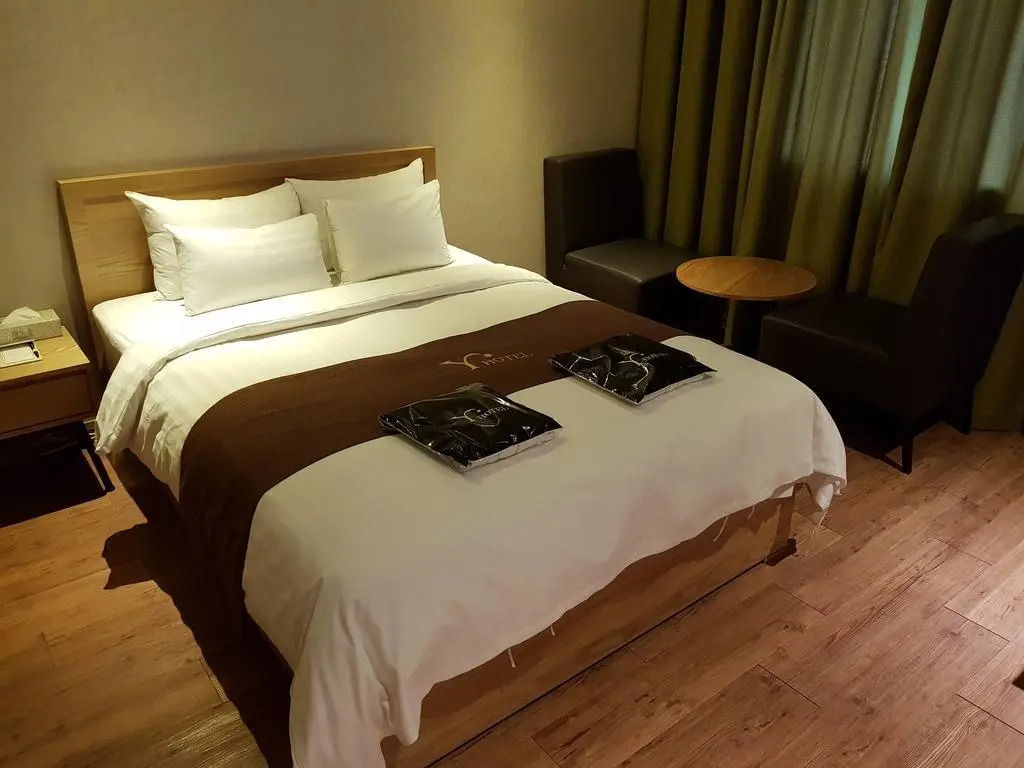 Joy Hotel