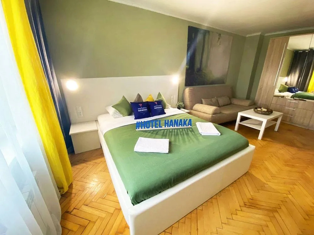 Apartment Hanaka Lenskaya 8k1