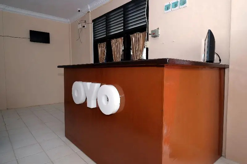 Steze Kost By OYO Rooms