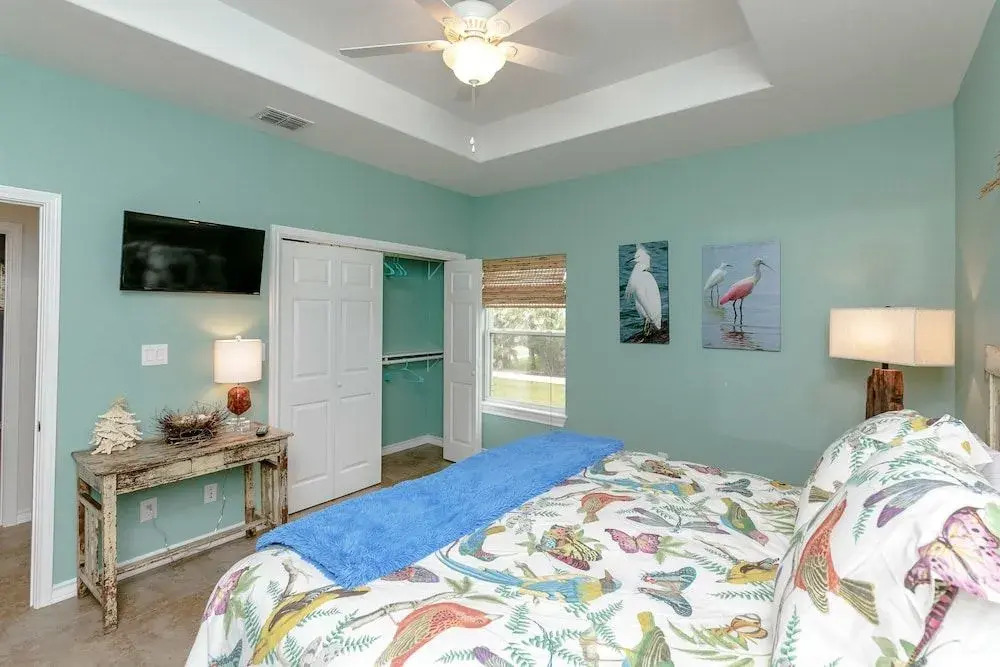 The Recovery Room 607 by RedAwning