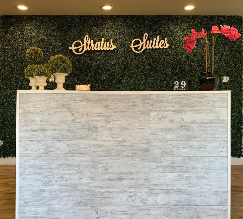 Stratus Suites Boutique Hotel