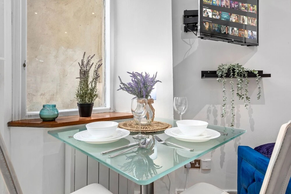 Immaculate 1-bed Studio in London
