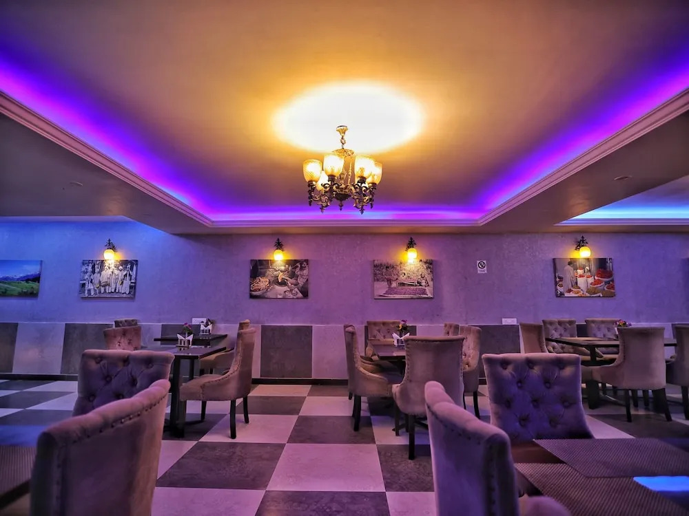 Hotel The Montreal Srinagar