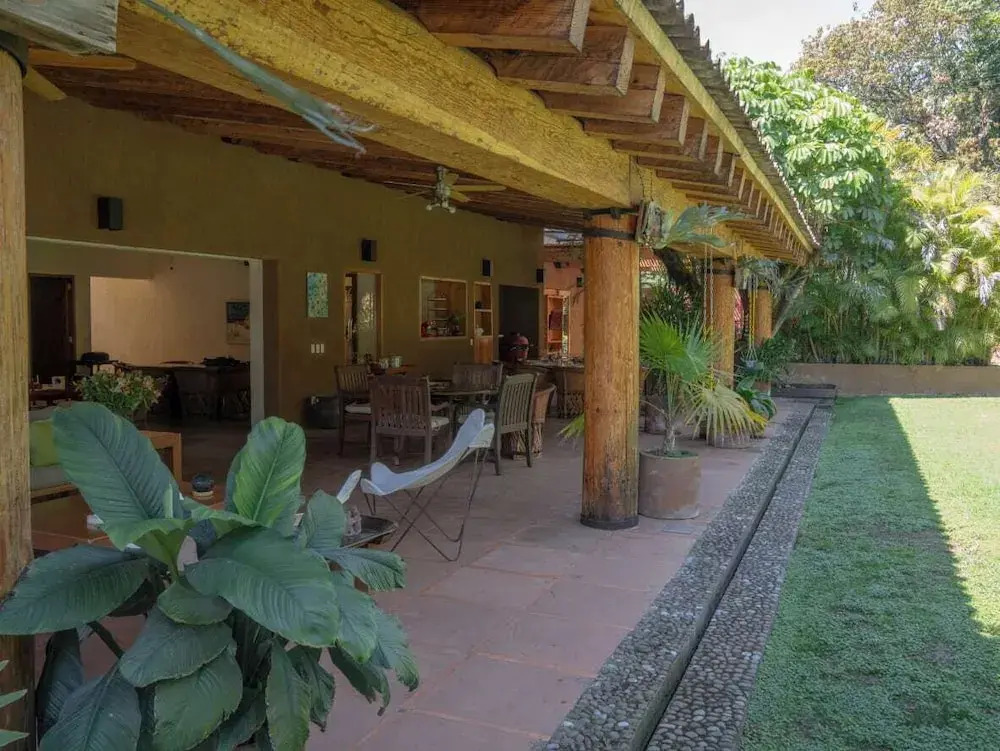 Zapote House