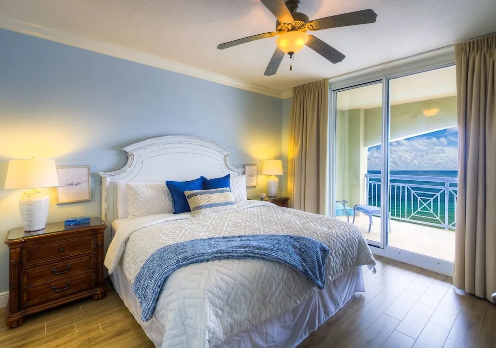Azure 606 4 Bedroom Condo