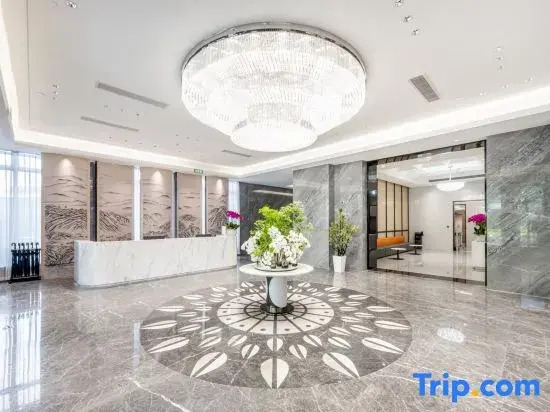 Xi'an DiJianNanShan Hot Spring Hotel (Wildlife Park)