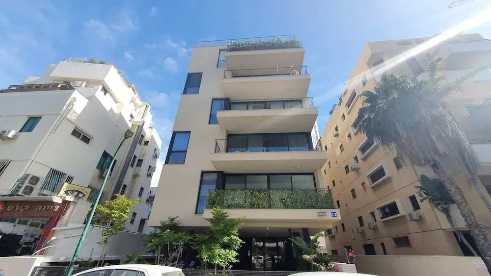 New Apartment Near the Beach With Parking TL53