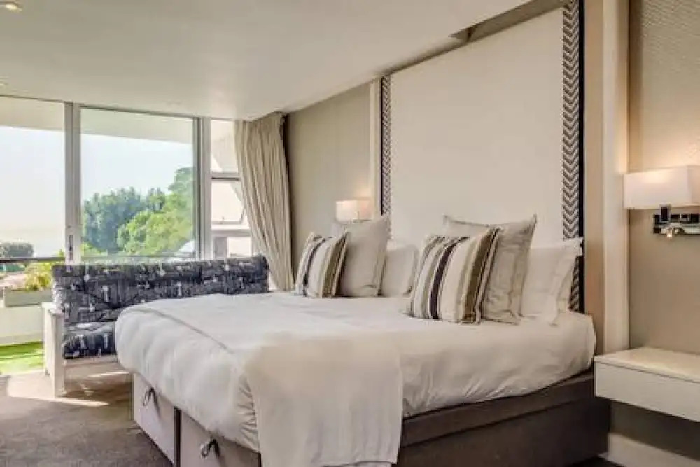 Elegant Apartment at the Waterclub Amani Views
