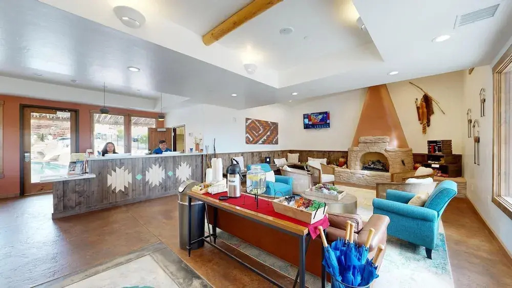 Bluff Dwellings Resort