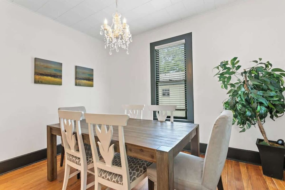 Pet Friendly Bungalow in St Augustine