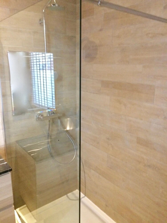 Bright and Modern Apartment With one Bedroom in the City Center of Bru