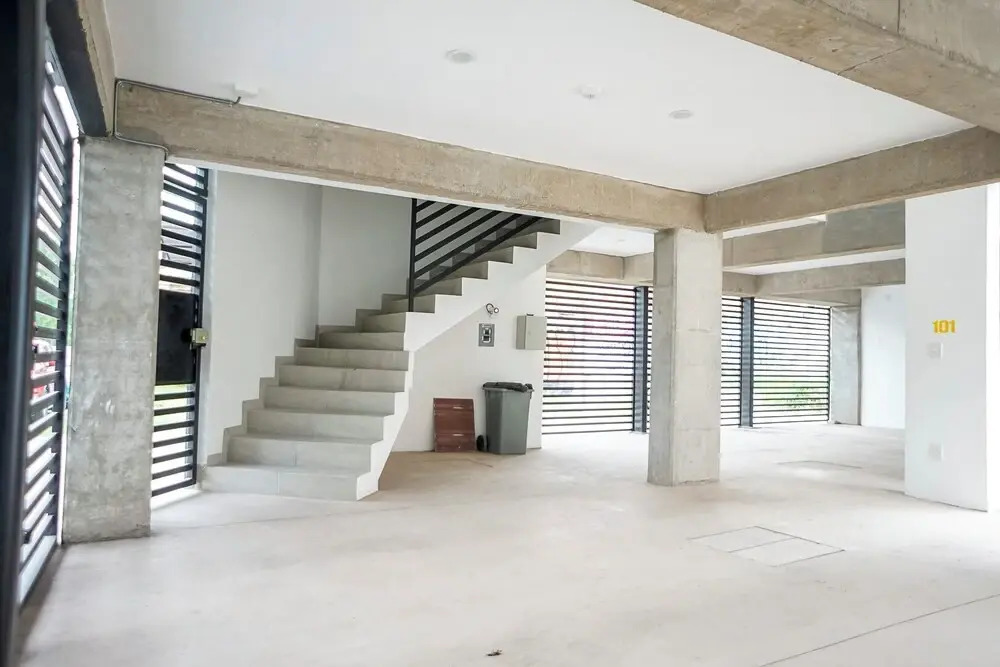 1BR Flat with Smart Access & Parking