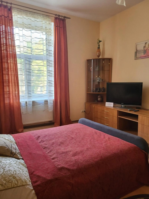 Apartment near St. Elizabeth Church
