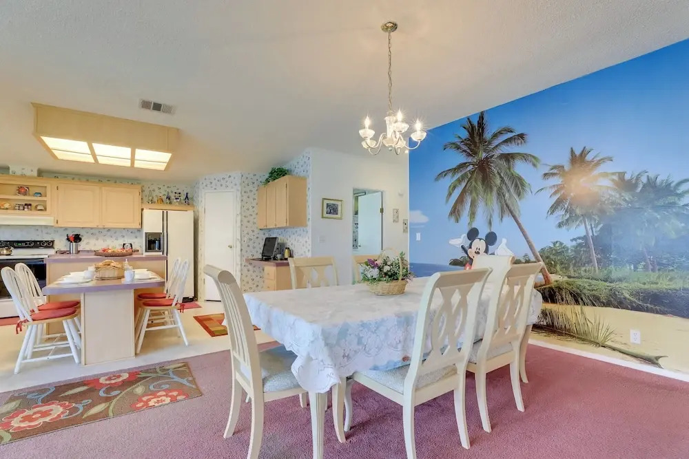 Steps to Pool: Winter Garden House w/ Lanai!