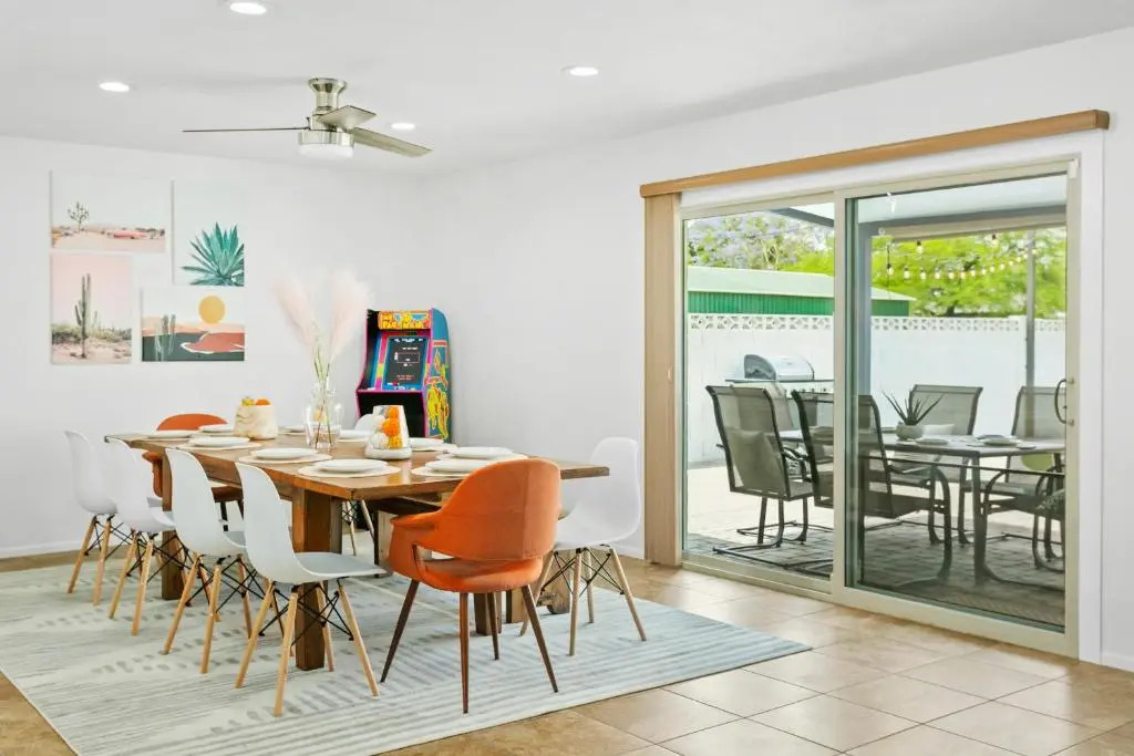 Sunset House