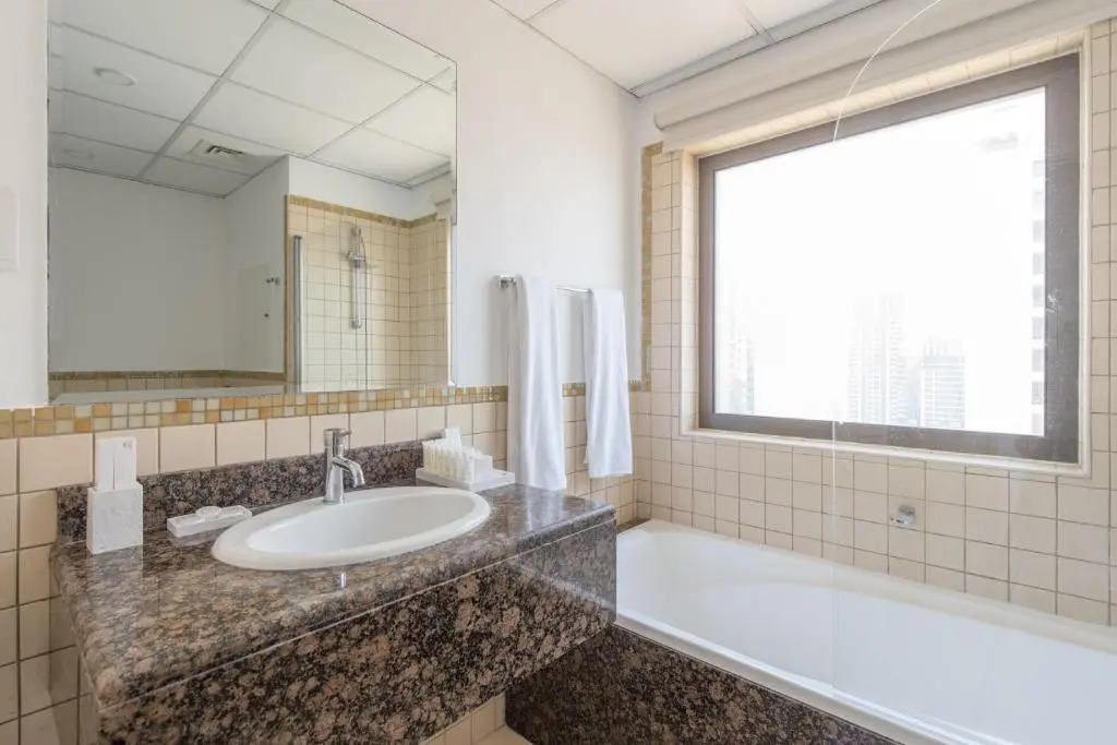 Stunning Marina & Sea View 4 Bedroom Apartment, Murjan 6 Jumeriah Beach