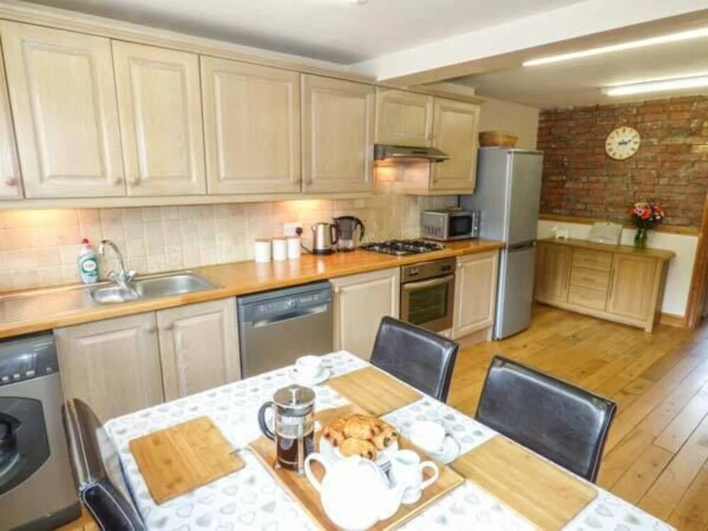 4 Railway Terrace