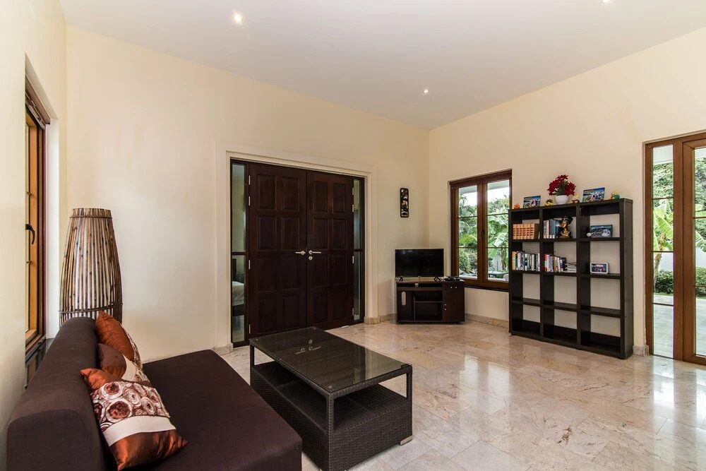 Luxury 5 Bedroom Villa in Beautiful Banyan Resort