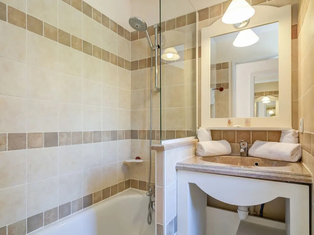Modern Holiday Home With Dishwasher in the Ardèche Region