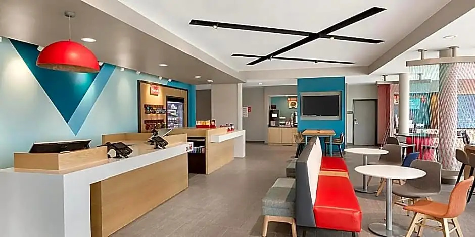 avid hotel Fayetteville West by IHG