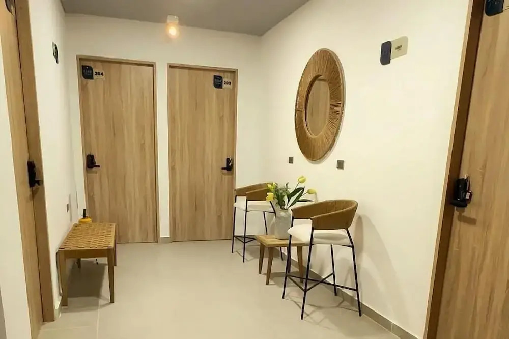 Star AV 37 HOTEL