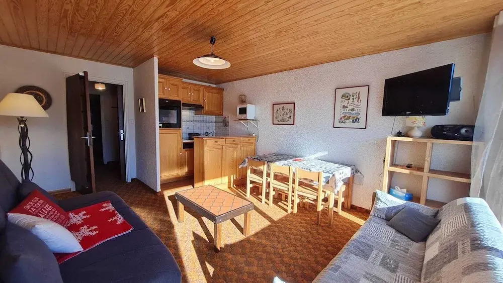 Apartment in Les Deux Alpes With Balcony
