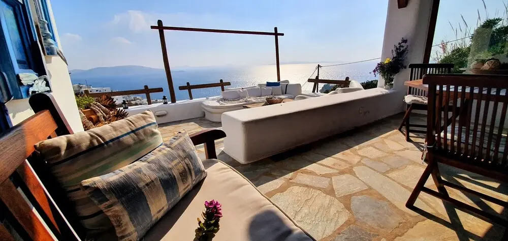 Villa Apollonia 3BR in Agios Stefanos by iTravelhome