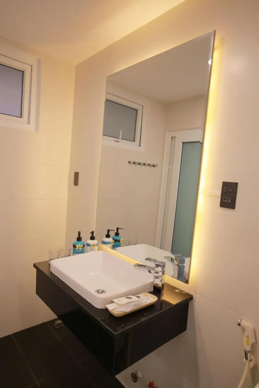 Olivia Apartment