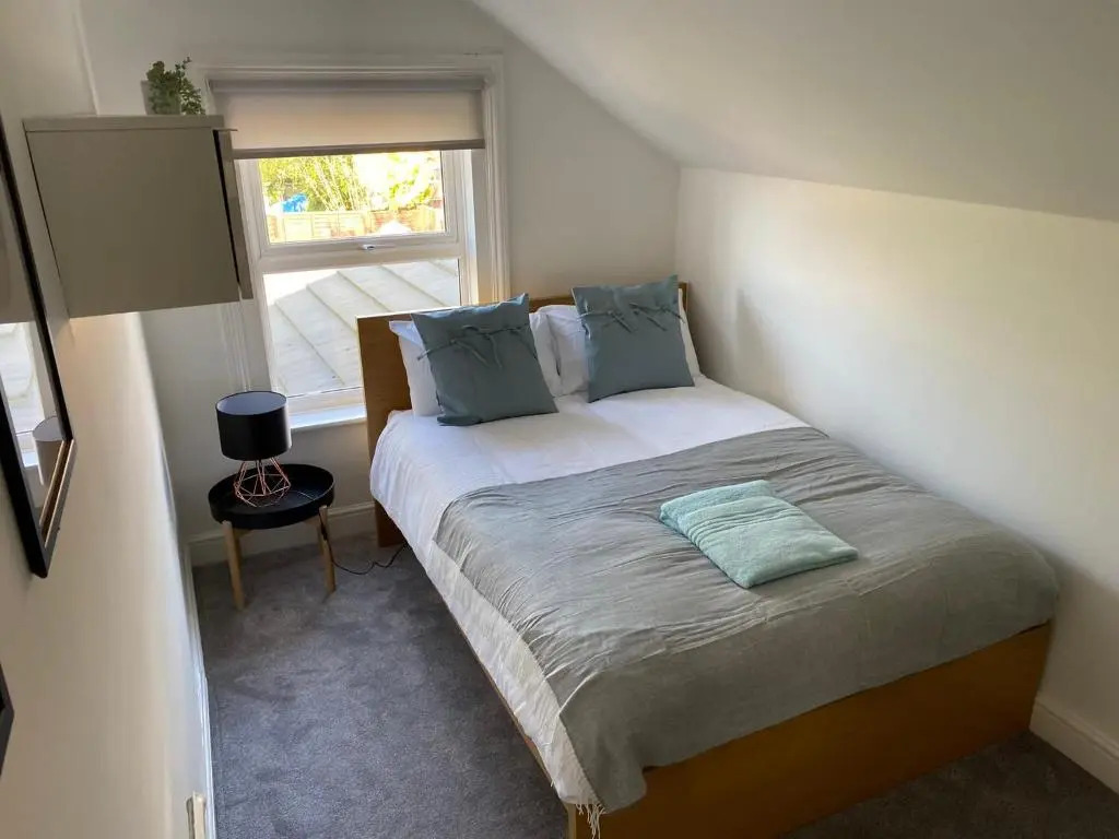 Tudor Delightful House Central Gloucester By STAE-Homes