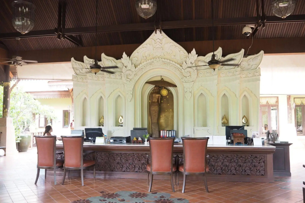 Villa Thongbura