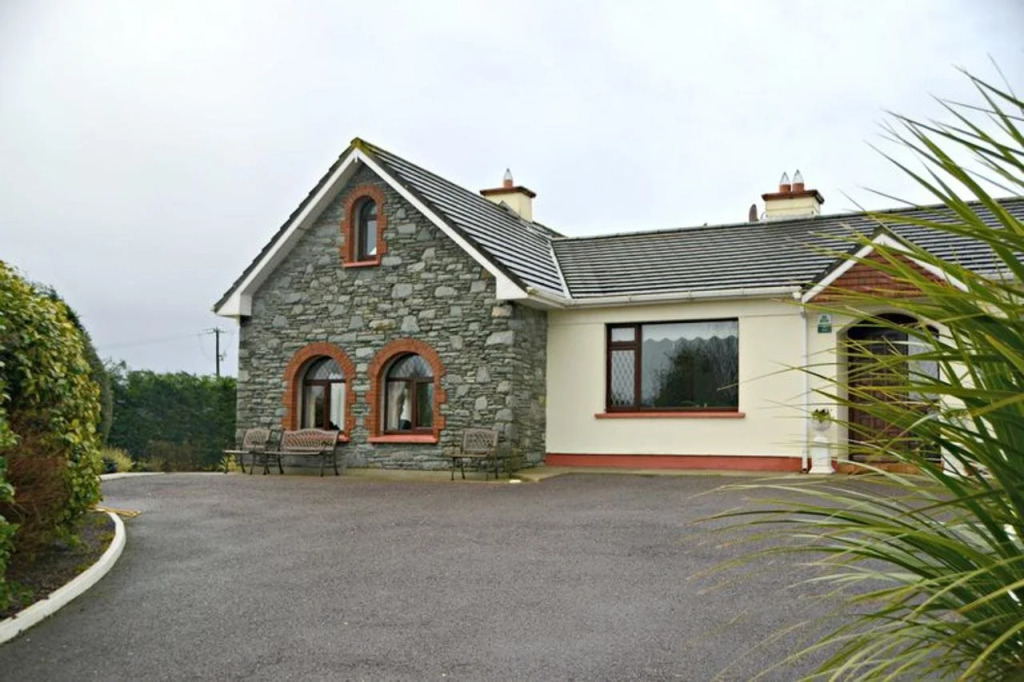 Dromhall Heights