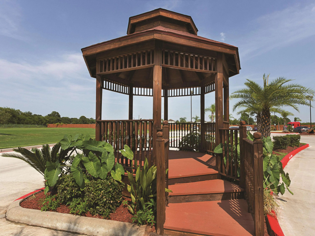 La Quinta by Wyndham Houston Channelview