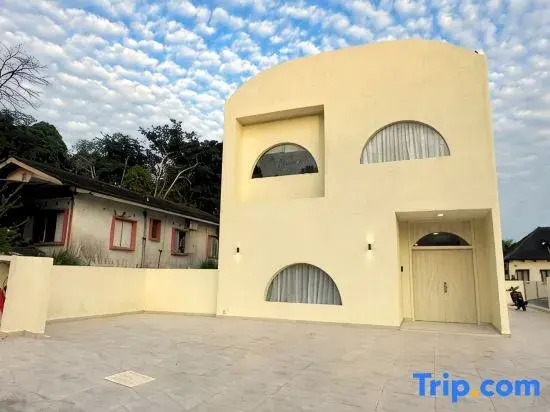 The Luxurious 40 Milos Villa
