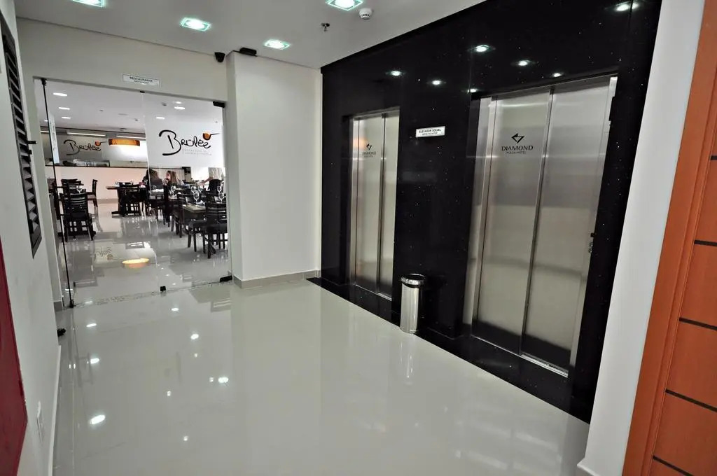 Travel Inn Diamond Hotel