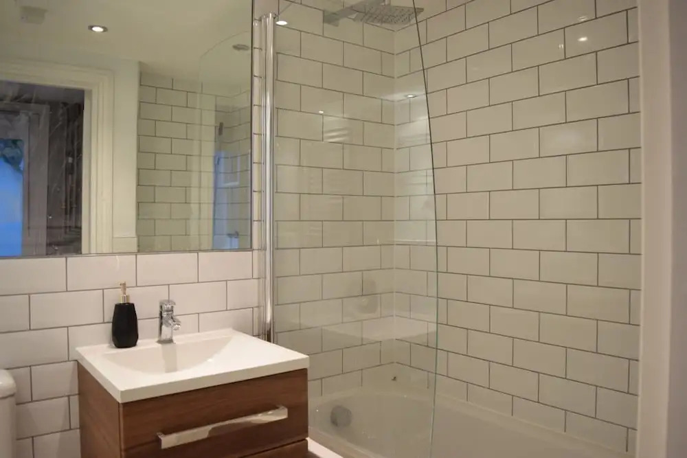 3 Bedroom Apartment Close to Shepherd's Bush