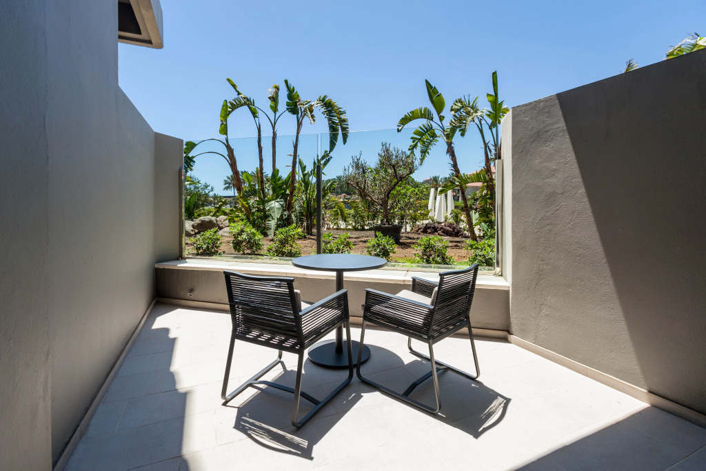 Hotel Faro, a Lopesan Collection Hotel
