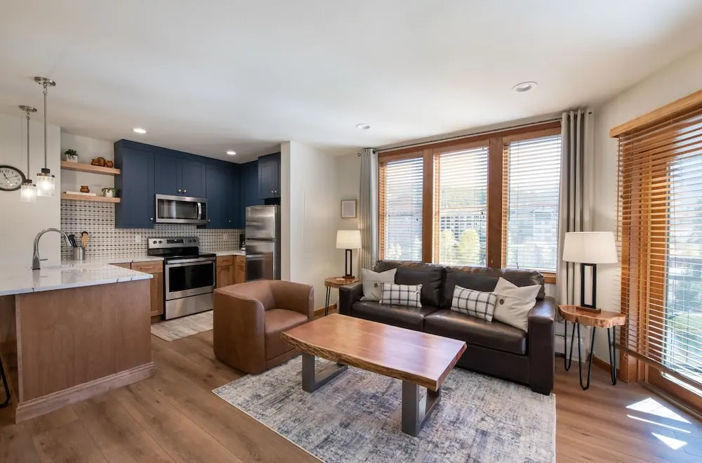 Riverside Condo with the Village and Continental View - Zephyr Mountain Lodge Premium-Rated 2416