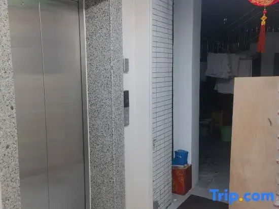 Wanshun Apartment