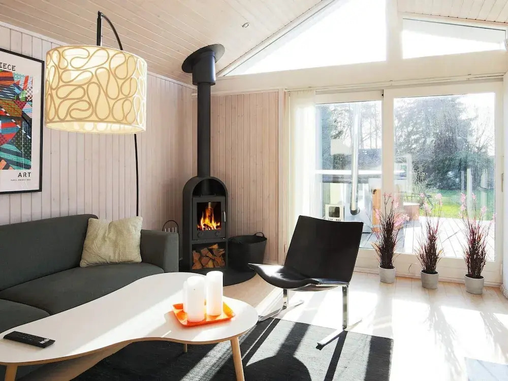 8 Person Holiday Home in Dronningmolle