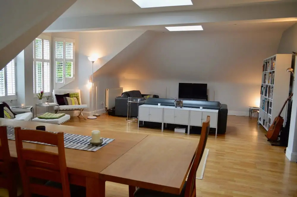 Stunning Loft Flat With Garden