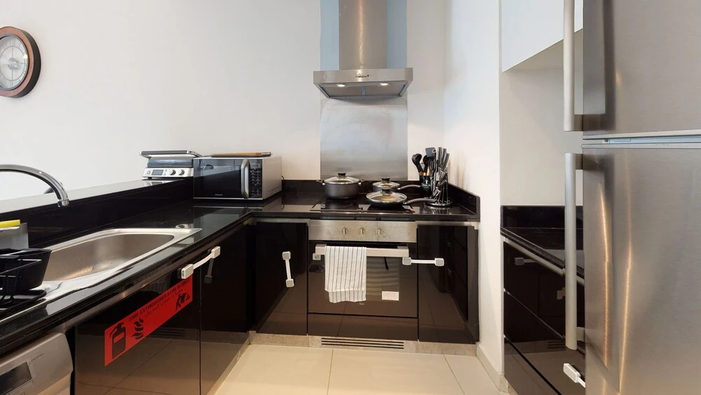 SuperHost - Stylish Apartment With Full Marina Views