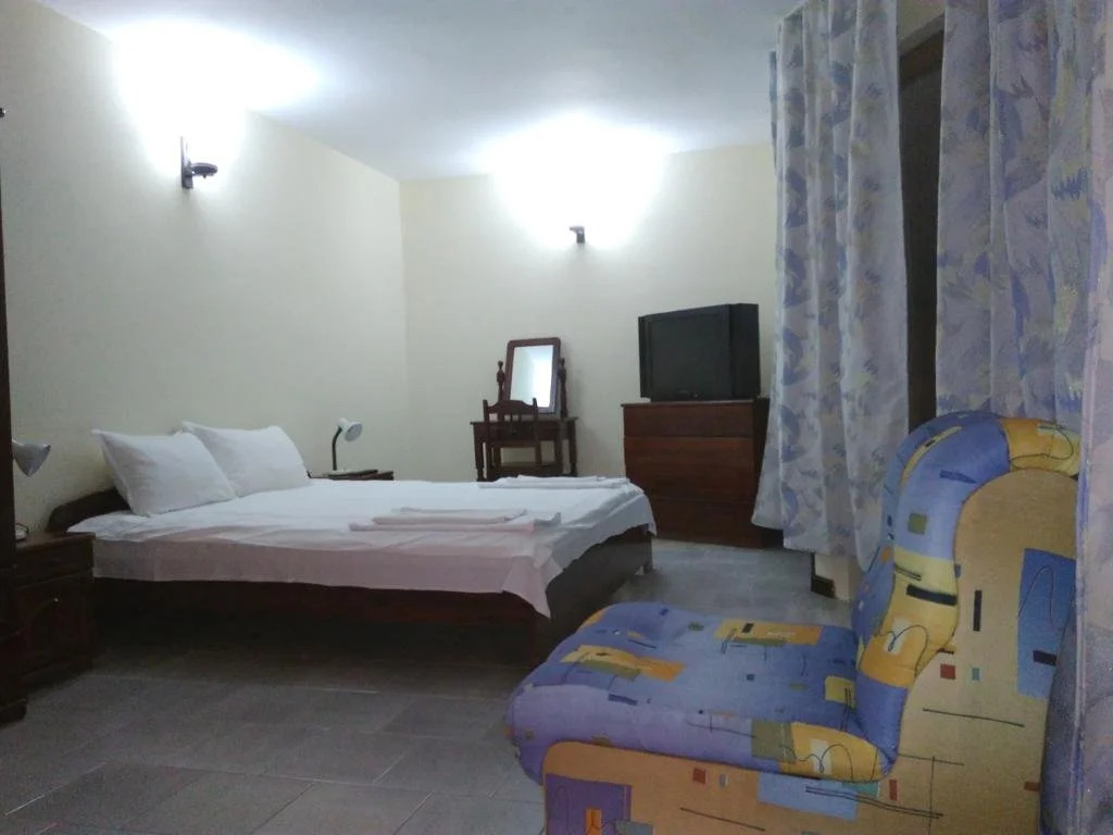 Lazur Hotel