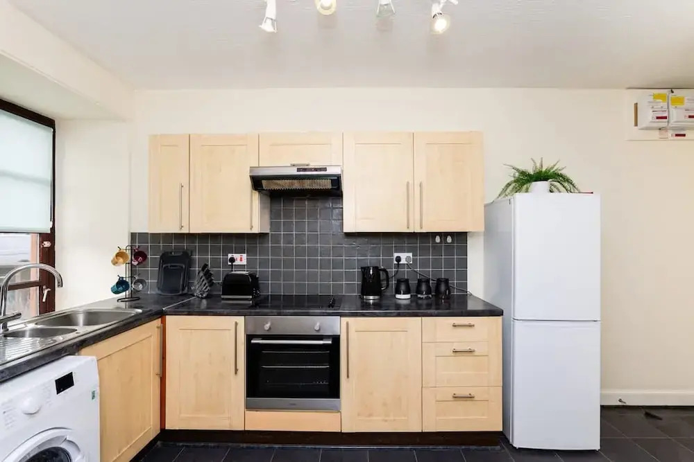 2 Bed Flat-ground Floor-parking