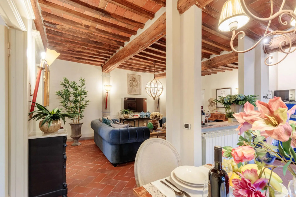 Casa Kathy in Lucca With 2 Bedrooms and 1 Bathrooms