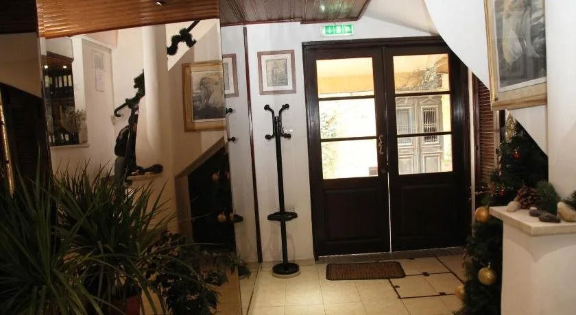 Rimi Hotel