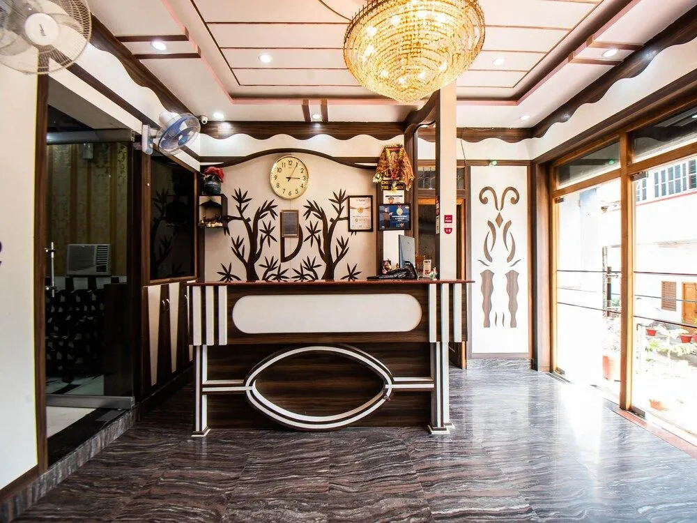 Hotel Double Tree Deluxe by OYO Rooms