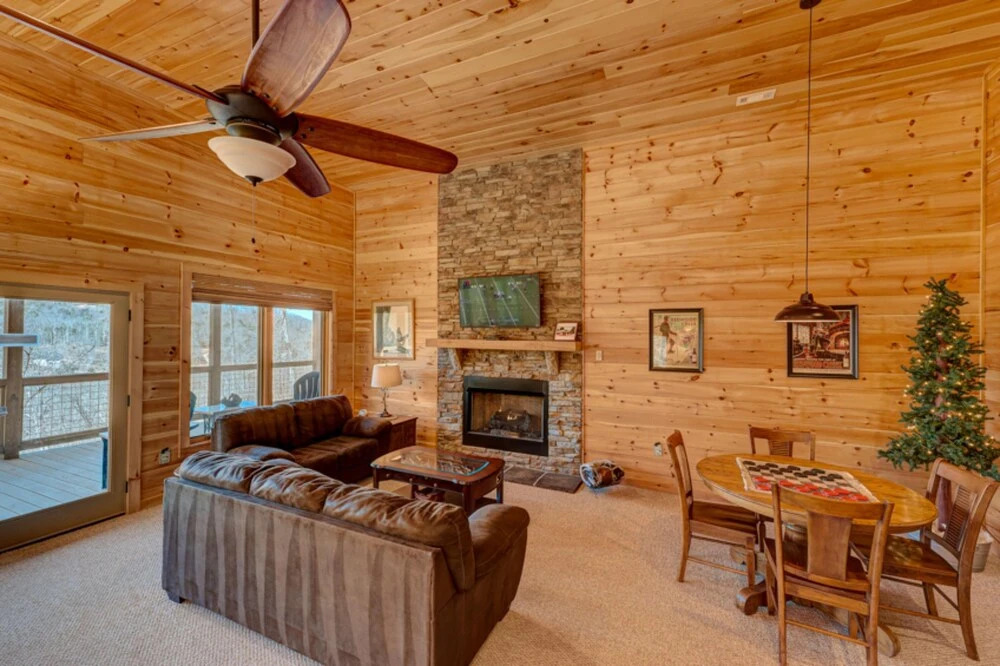 Alpine Ridge by Escape to Blue Ridge