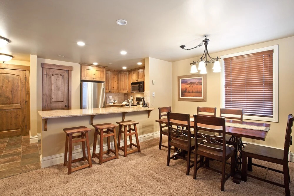 Resort Plaza #5061 by Avantstay Located in Park City Mountain Resort Close to the Slopes!